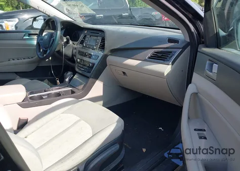 2016 Hyundai Sonata Hybrid/Se from USA, damaged, VIN KMHE24L11GA018549